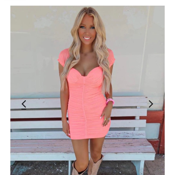 Carlie Coral Ruched Bodycon Mini Dress, NWT - Picture 4 of 6